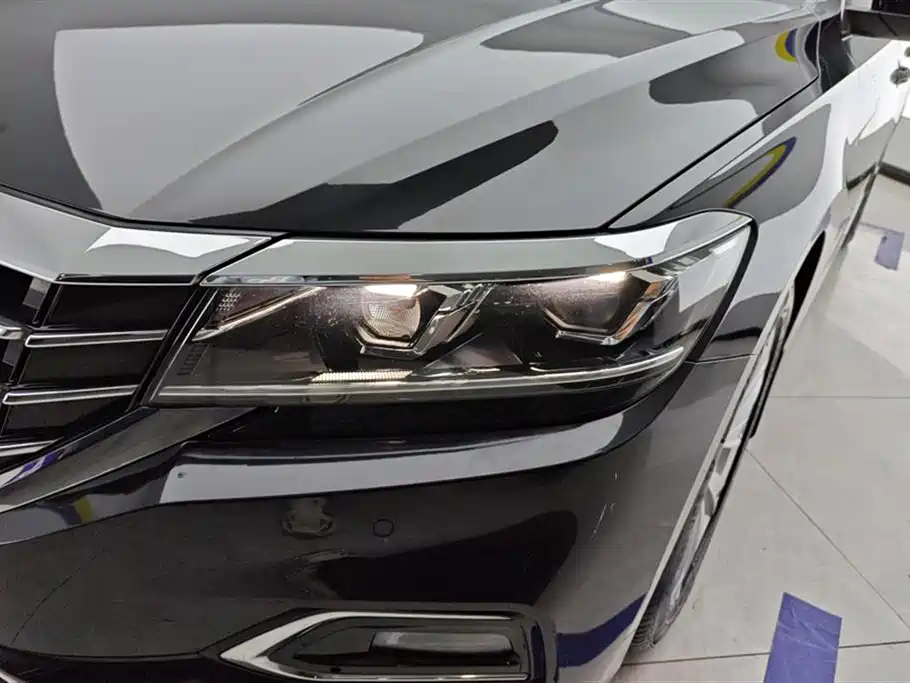 Volkswagen Passat 2019 — фото 5