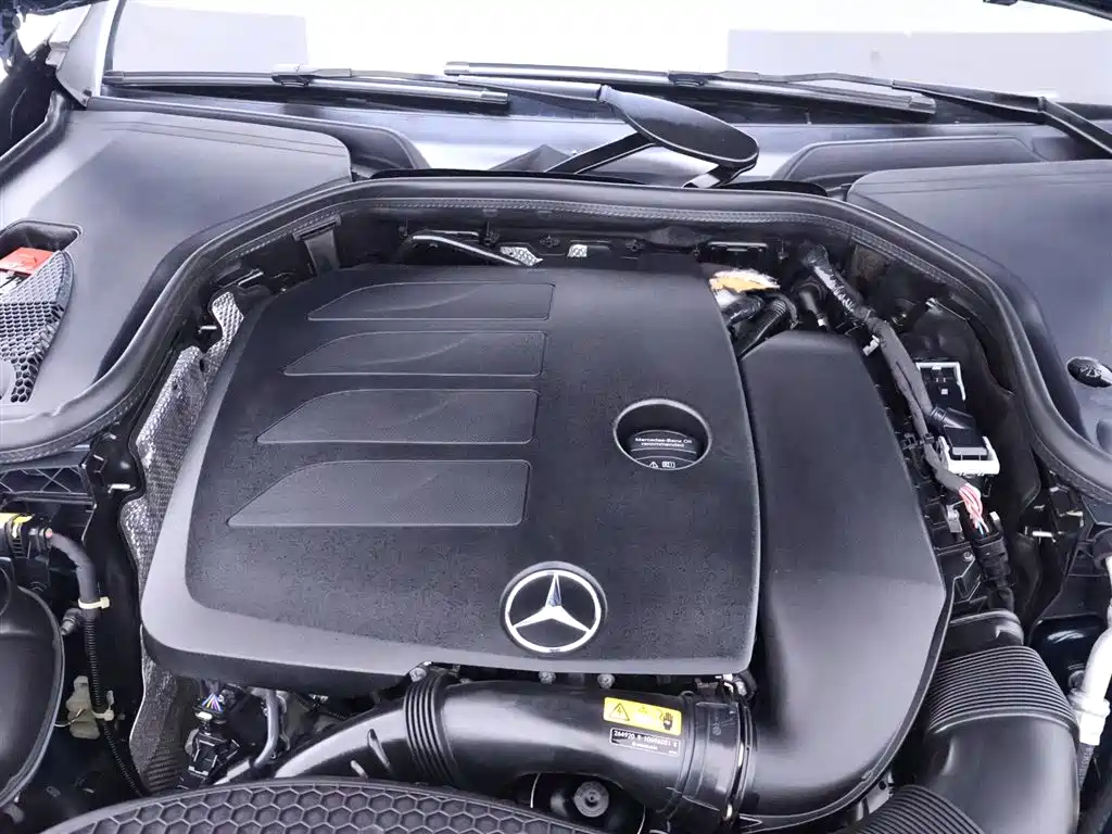 Mercedes-Benz E-Class 2021 — фото 24
