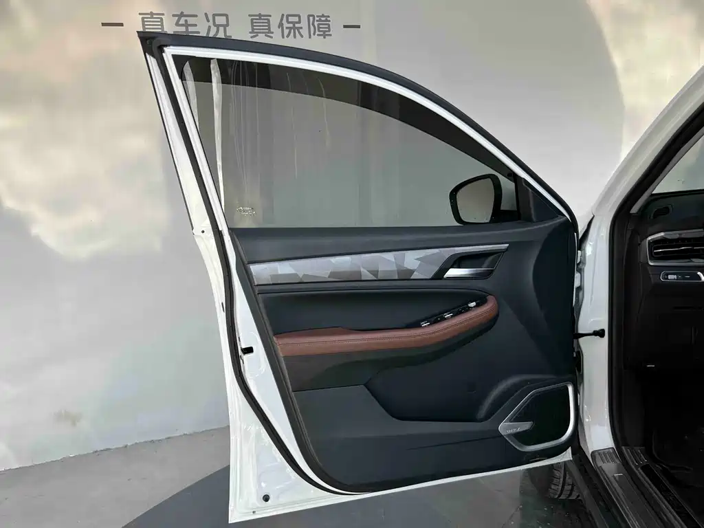 Geely Vision X6 2023 — фото 13