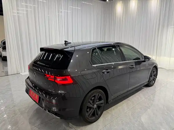 Volkswagen Golf 2022