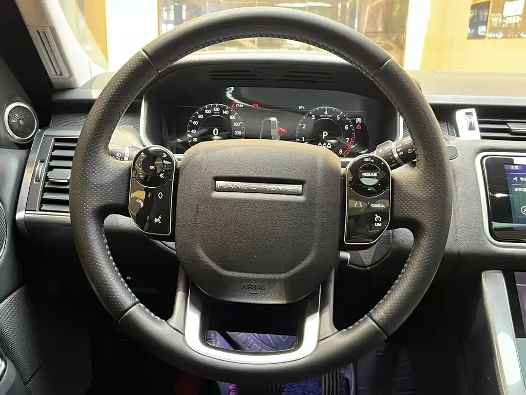 Land Rover Sport 2020 — фото 12