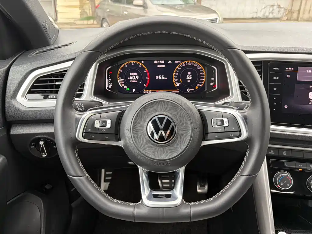 Volkswagen T-Roc 2022 — фото 14