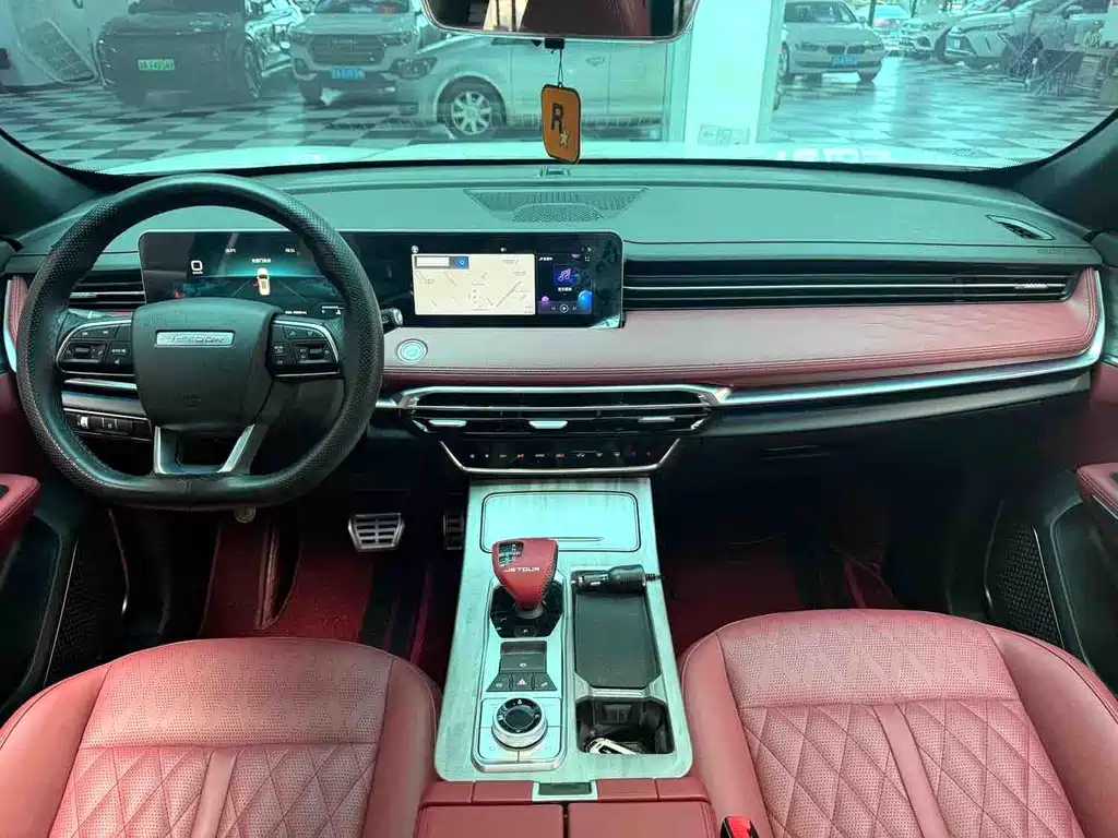 Jetour Jietu X70 PLUS 2023 — фото 11