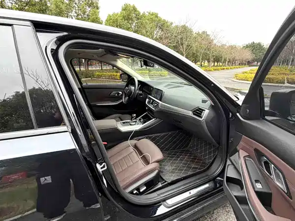 BMW 3 Series 2020