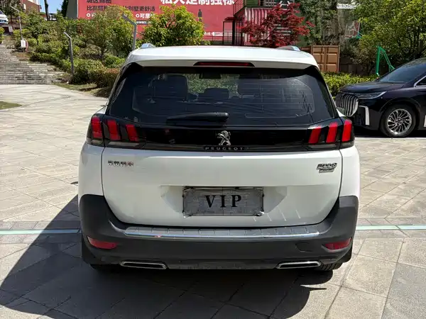 Peugeot 5008 2019
