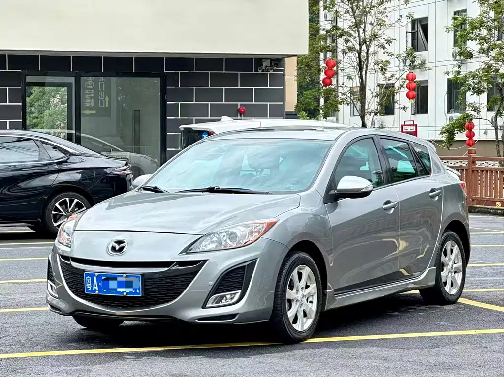 Mazda 3 Xingcheng 2013 — фото 1