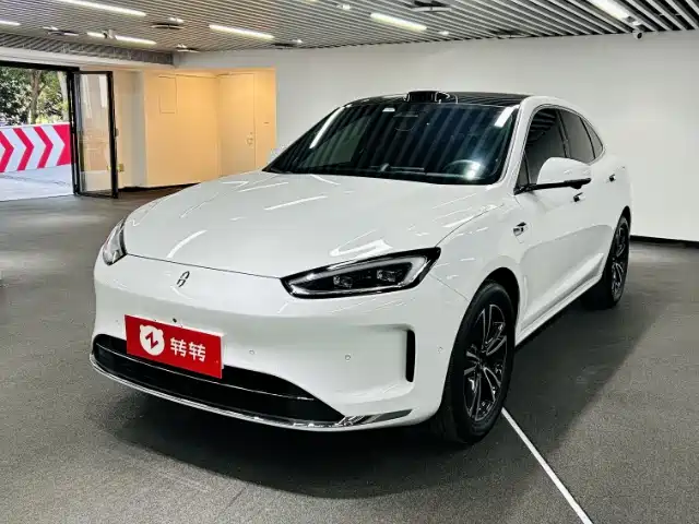 AITO M5 2025