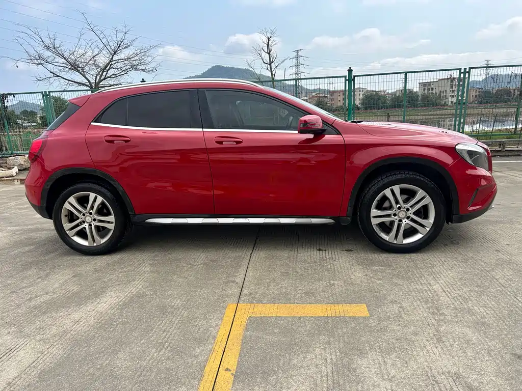 Mercedes-Benz GLA 2015 — фото 4