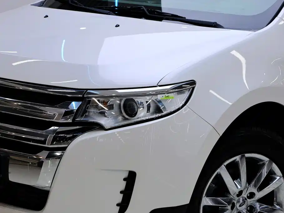 Ford Edge 2015 — фото 10