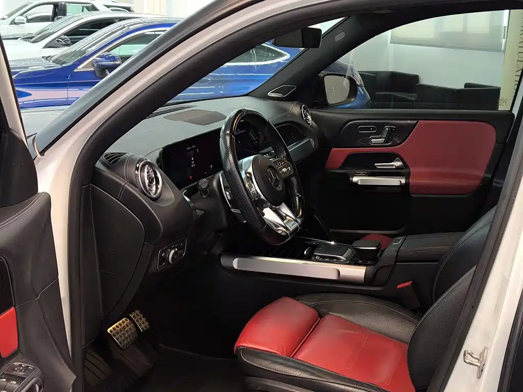 Mercedes-Benz GLB AMG 2023