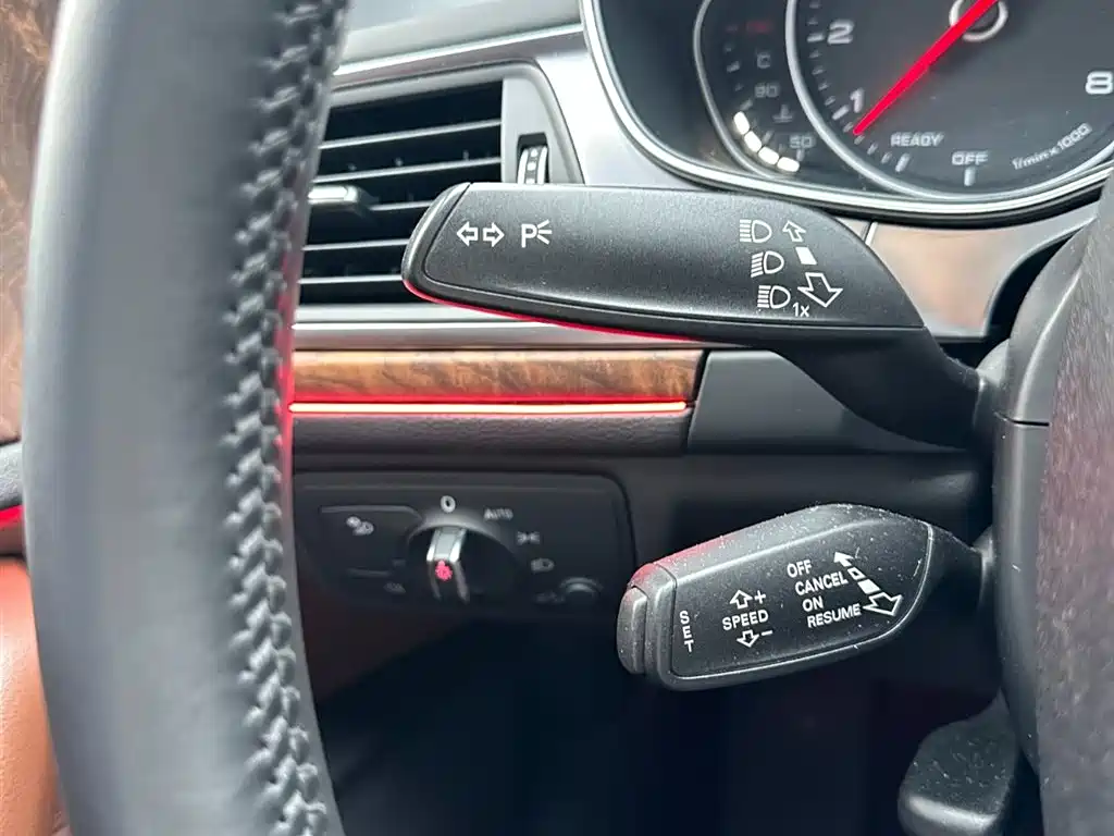 Audi A6L 2018 — фото 26