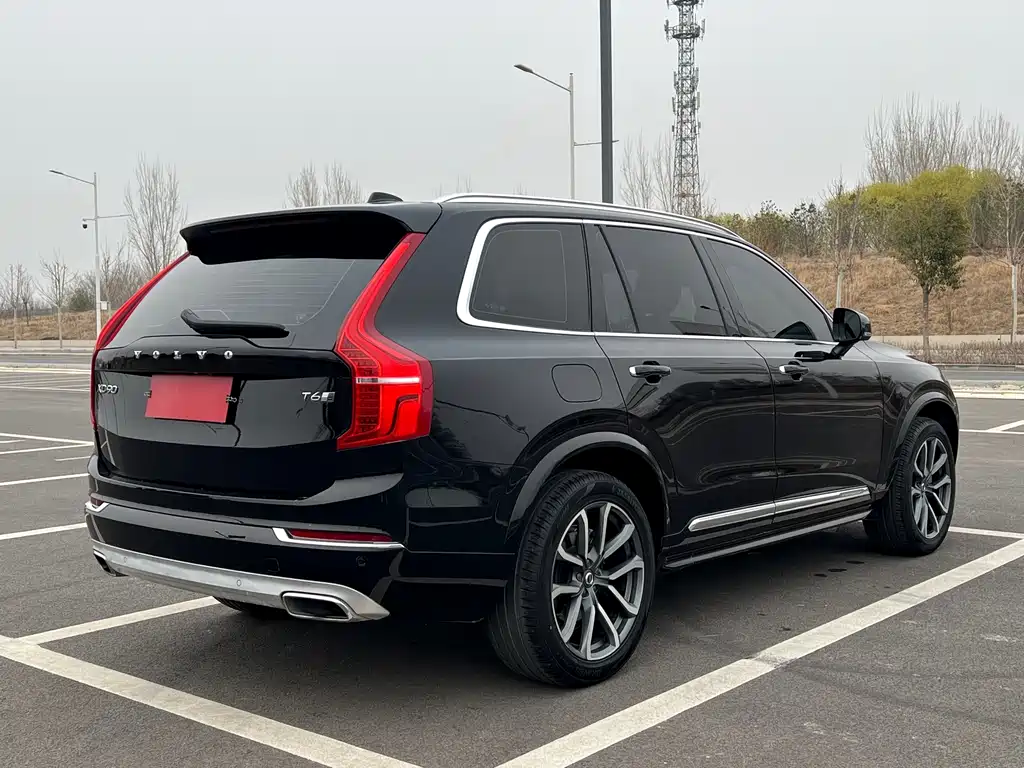 Volvo XC90 2019 — фото 18