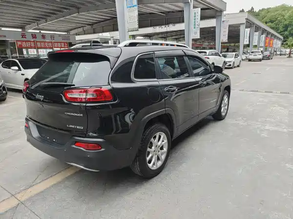Jeep Cherokee 2018