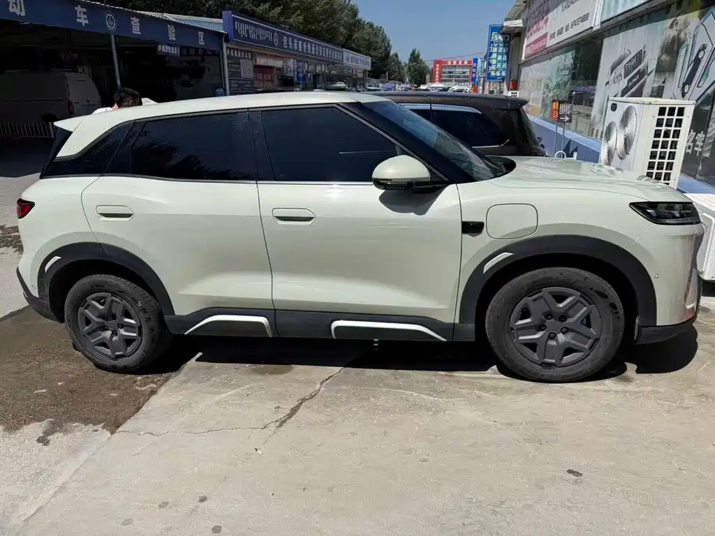 BYD Yuan UP 2025