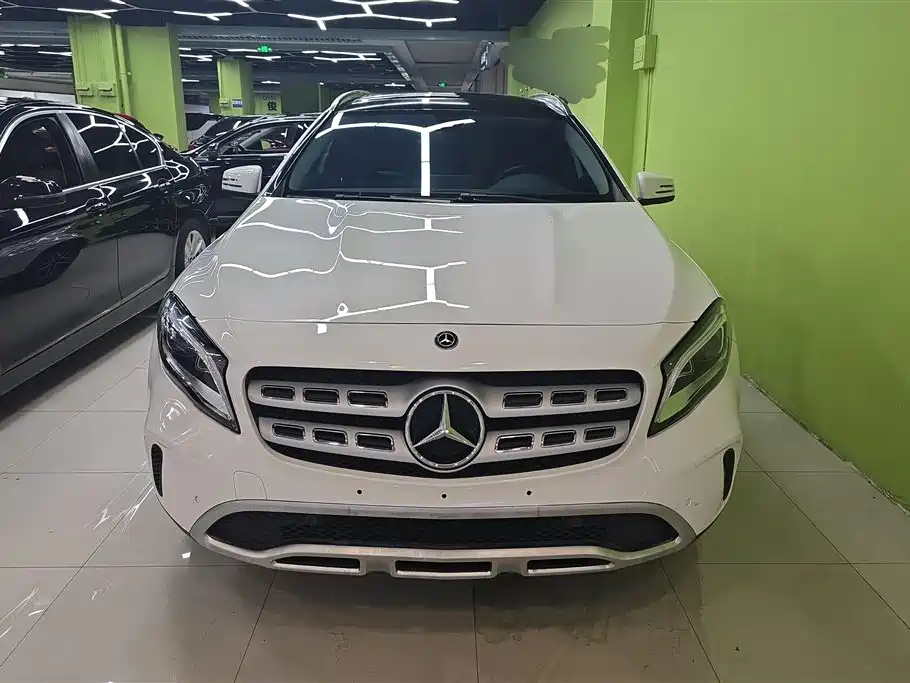 Mercedes-Benz GLA 2017 — фото 2