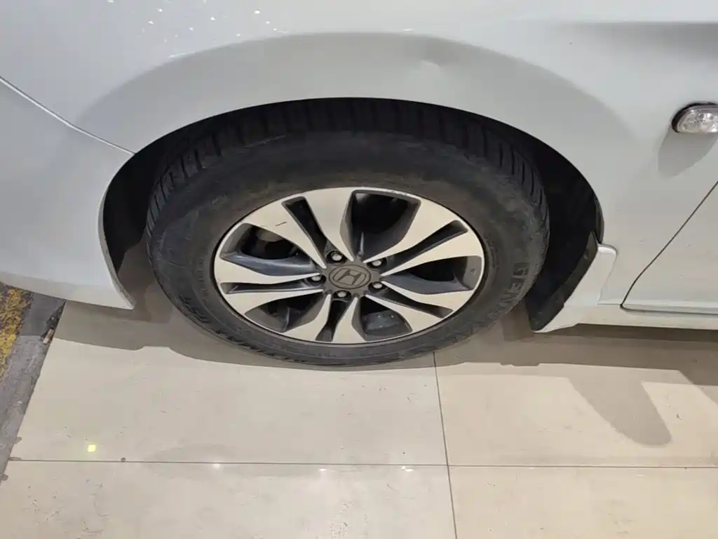 Honda Accord 2016 — фото 23