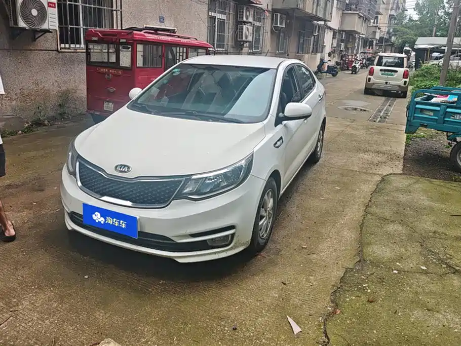 Kia K2 2015