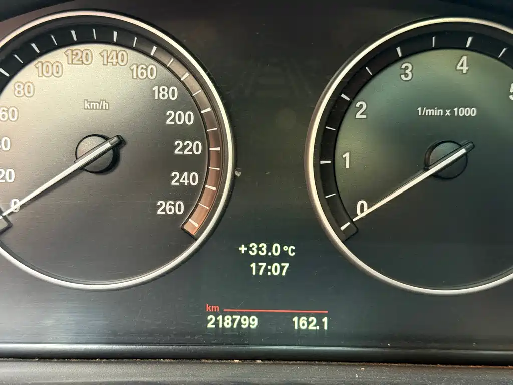 BMW X3 2012 — фото 12