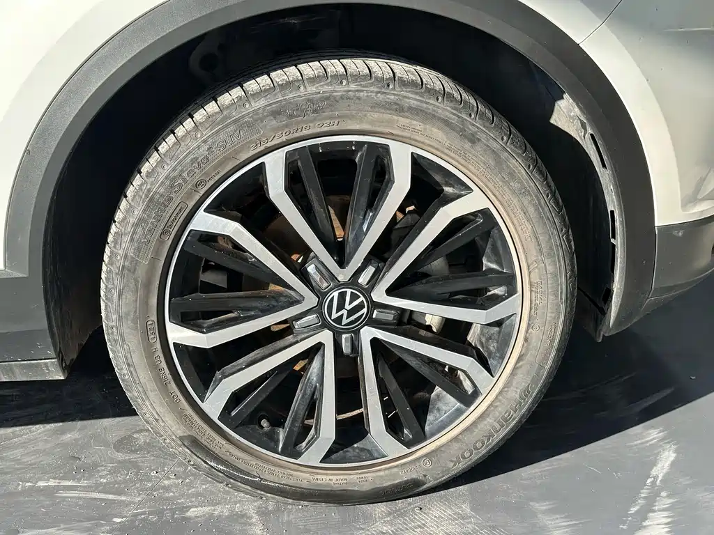 Volkswagen T-Roc 2022 — фото 12