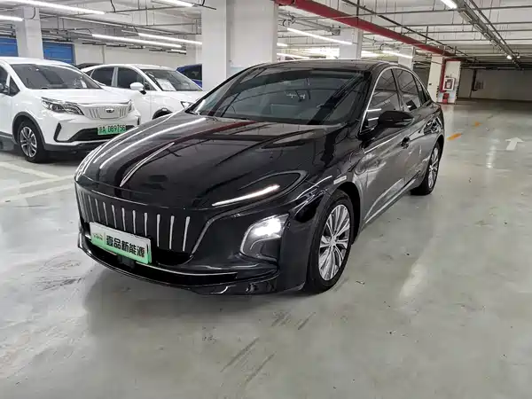 Hongqi E-QM5 2023