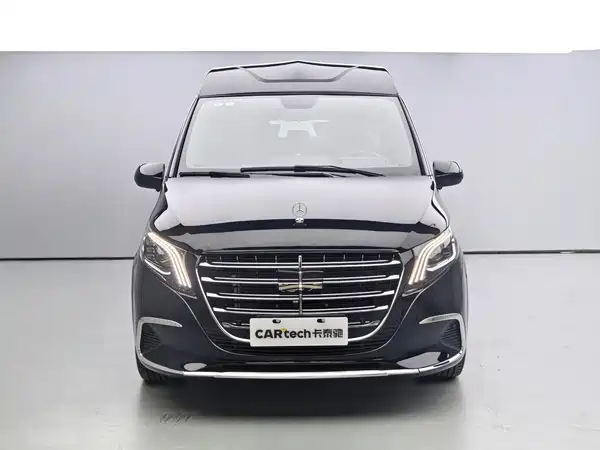 Mercedes-Benz Ascend VITO 2025