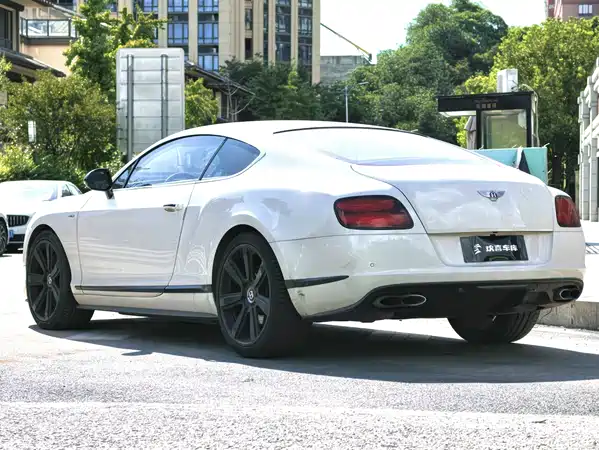 Bentley Continental 2015
