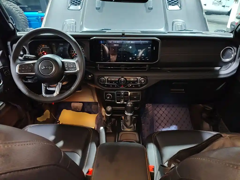 Jeep Wrangler 2024 — фото 10