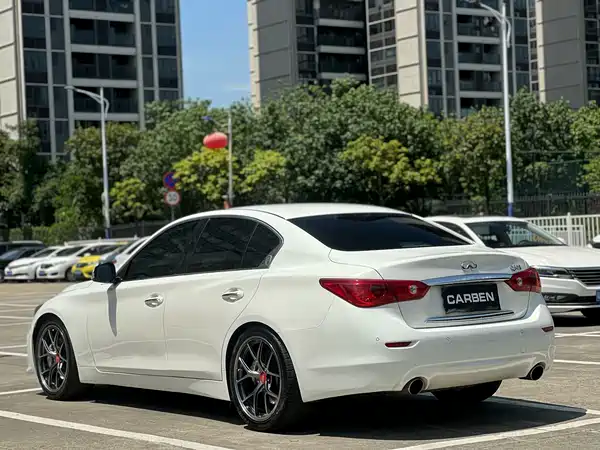Infiniti Q50 2014