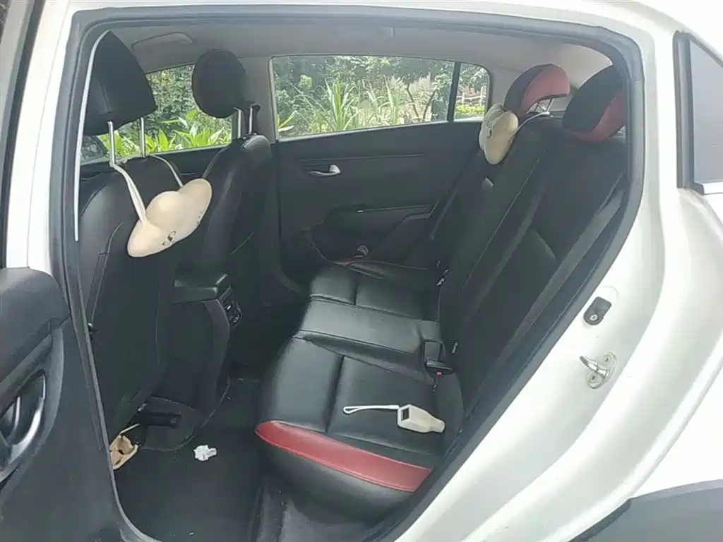 Kia KX Cross 2018 — фото 17