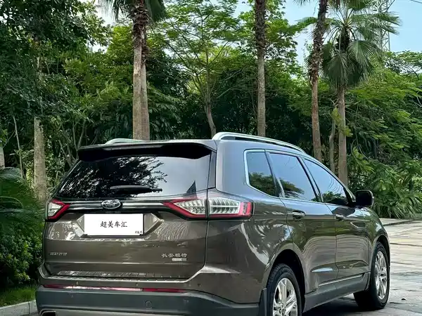 Ford Edge 2015