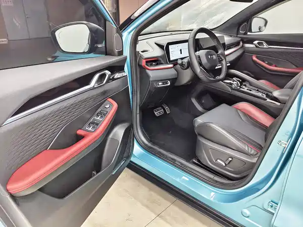 Geely Binyue 2022