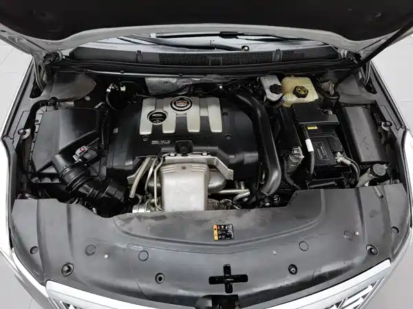 Cadillac XTS 2013