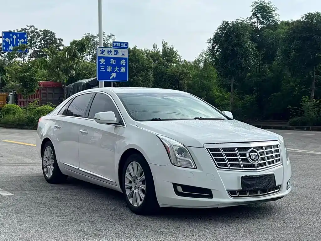 Cadillac XTS 2015 — фото 3