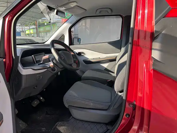 Baojun E200 2019