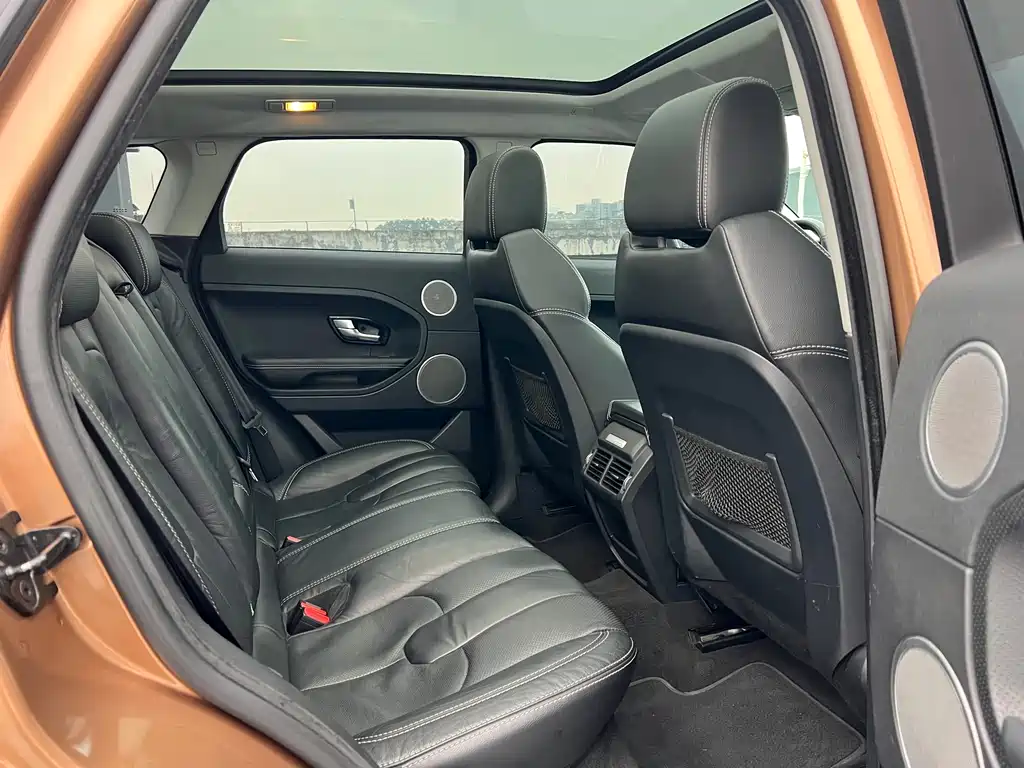 Land Rover Evoque 2014 — фото 12