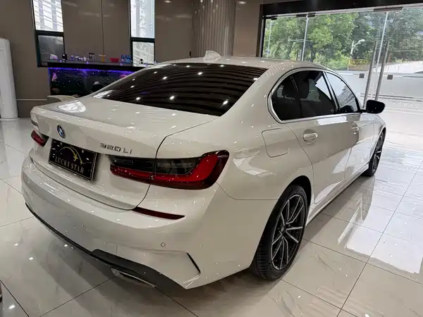 BMW 3 Series 2022