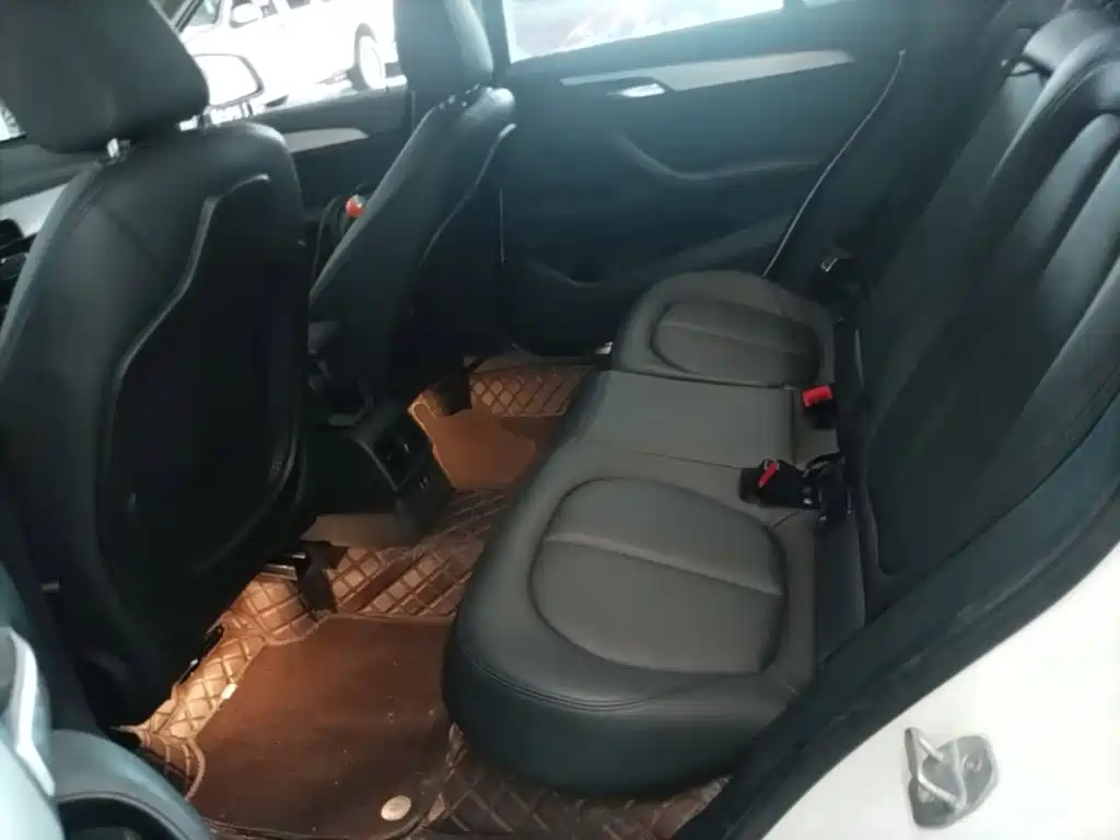 BMW X1 2019 — фото 17