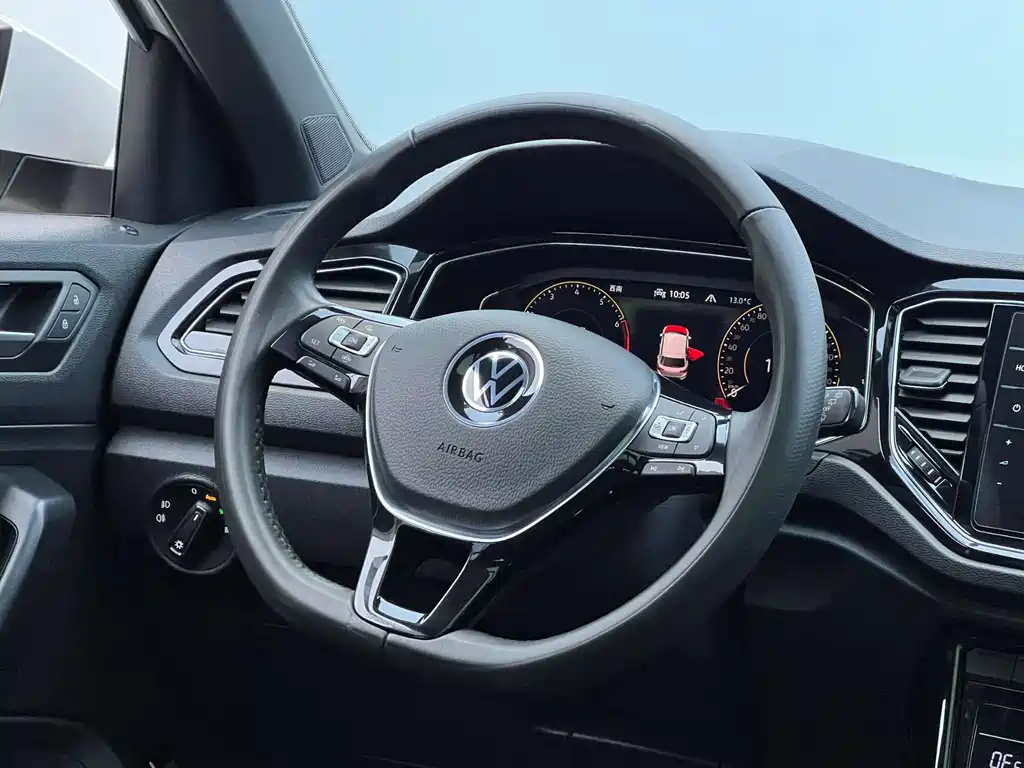 Volkswagen T-Roc 2022 — фото 16