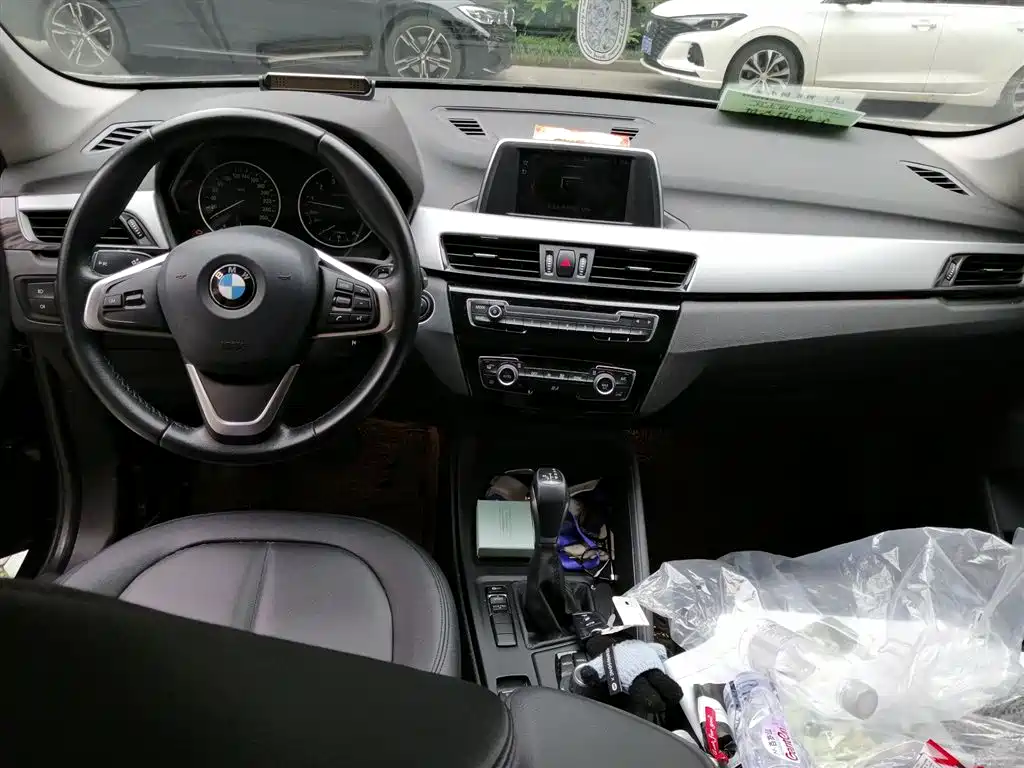 BMW X1 2017 — фото 13