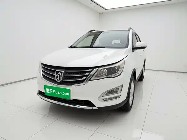 Baojun 560 2015