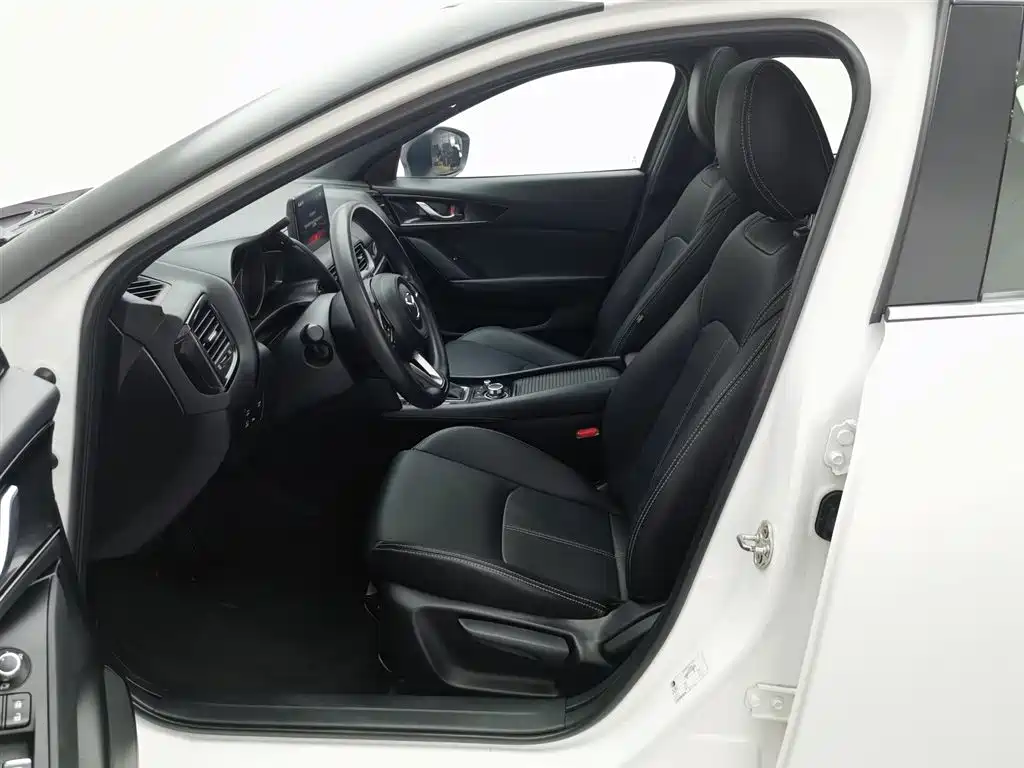 Mazda CX-4 2021 — фото 10