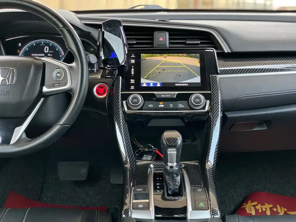 Honda Civic 2018 — фото 15