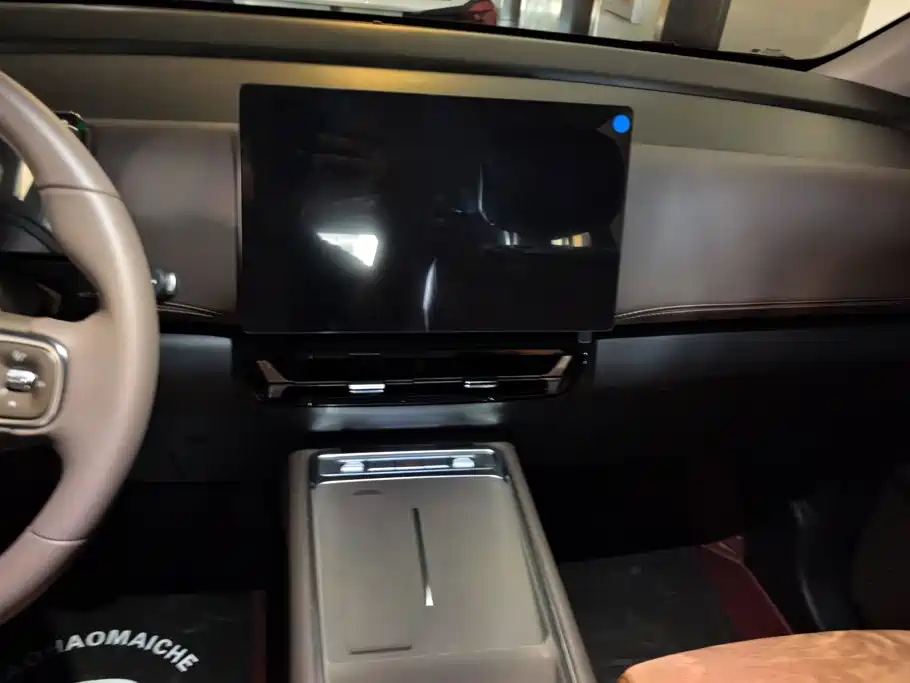 Wuling Starlight 730 New Energy 2025 — фото 13