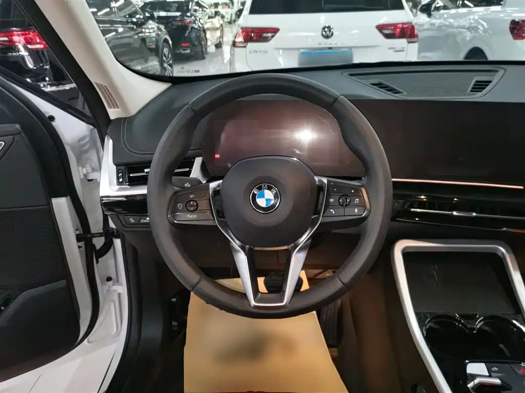 BMW X1 2024 — фото 11