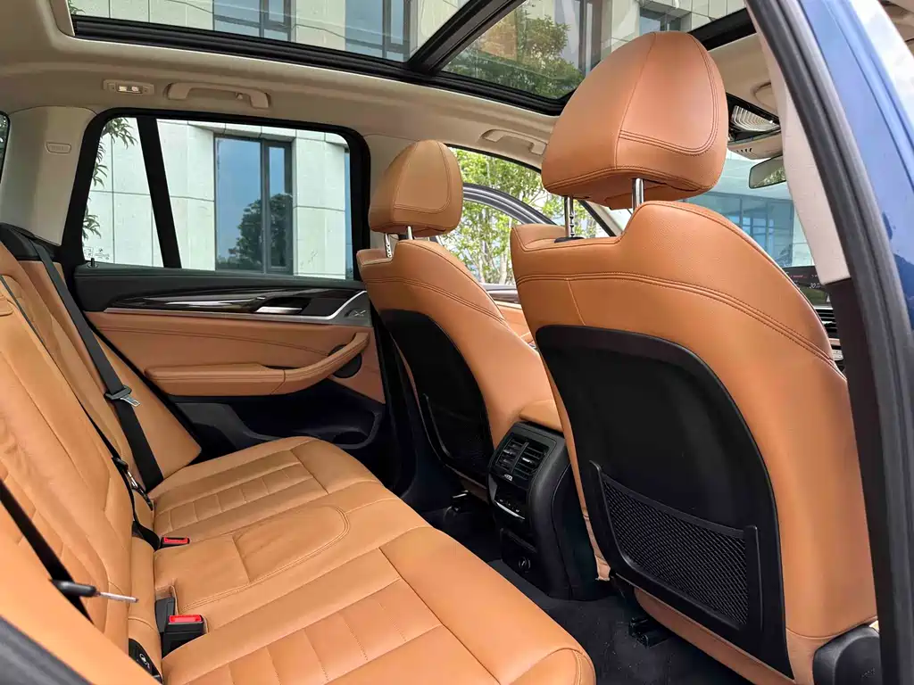 BMW X3 2018 — фото 10