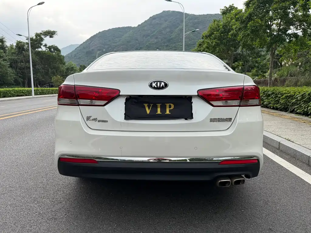 Kia K4 2015 — фото 16