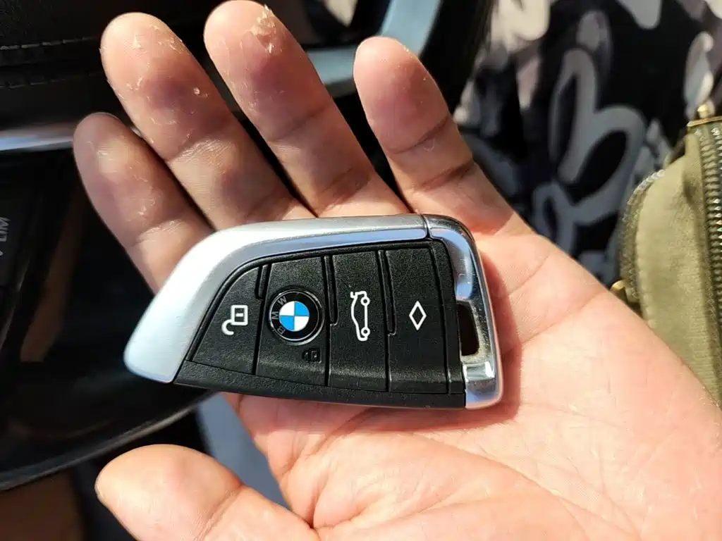 BMW 5 Series 2017 — фото 17