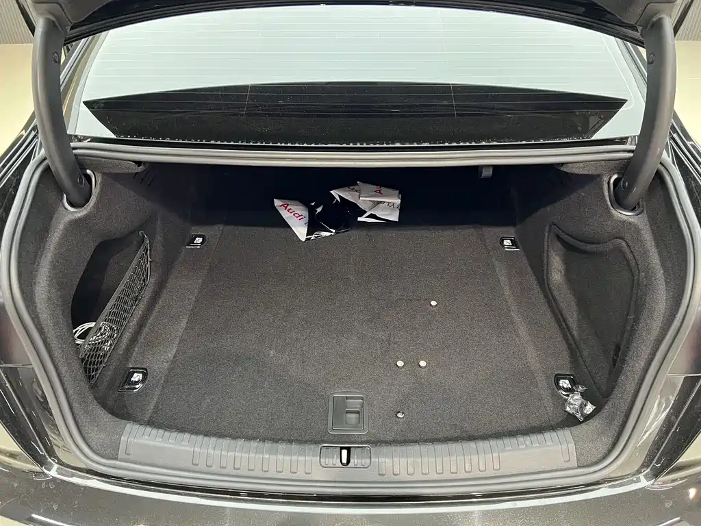 Audi A6L 2022 — фото 17
