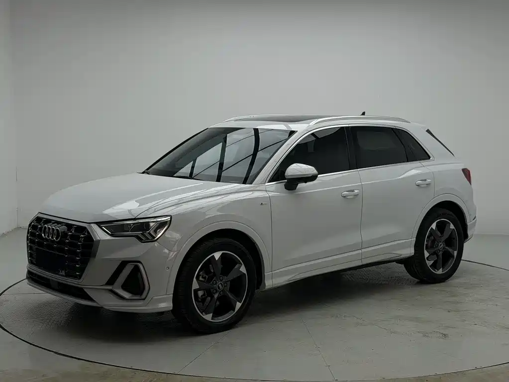 Audi Q3 2022
