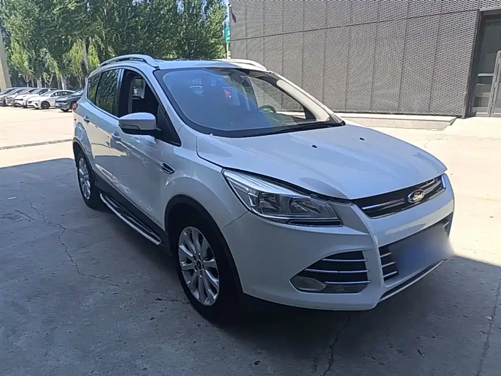 Ford Kuga 2015 — фото 4